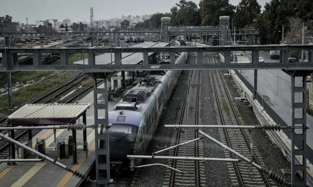 Αγ. Ανάργυροι - Πώς αποφεύχθηκε η σύγκρουση των τρένων